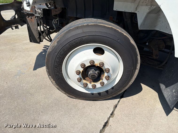 image for item FH6189 2012 International 7300 flatbed truck