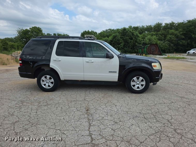 image for item FH6207 2008 Ford Explorer SUV
