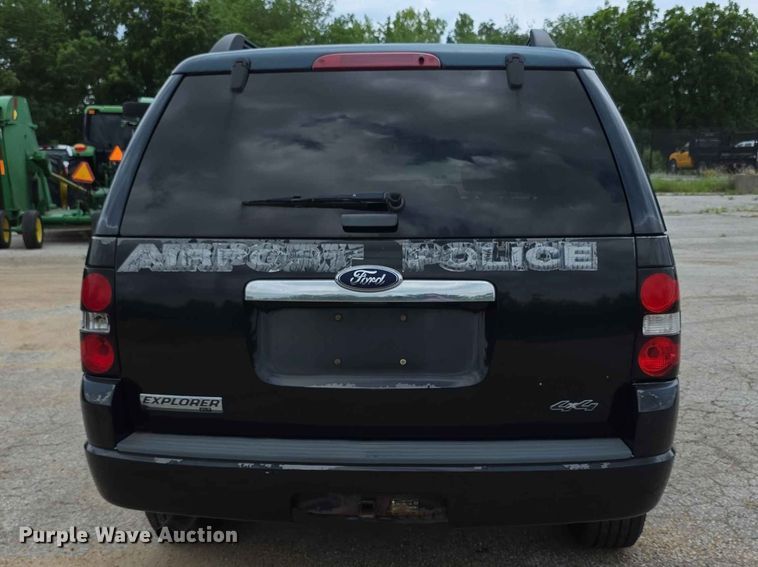 image for item FH6207 2008 Ford Explorer SUV