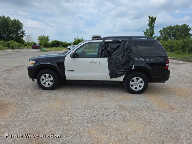 image for item FH6207 2008 Ford Explorer SUV