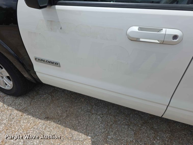 image for item FH6207 2008 Ford Explorer SUV
