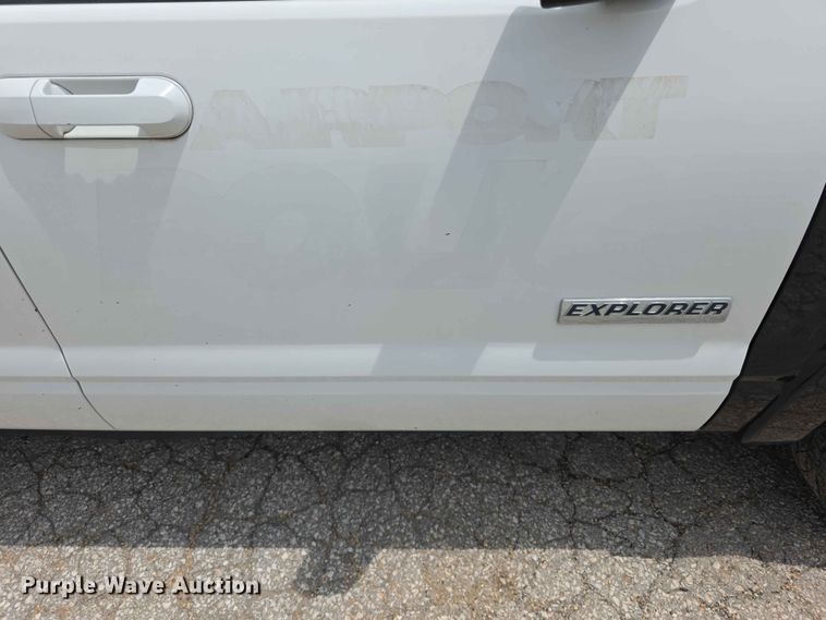 image for item FH6207 2008 Ford Explorer SUV