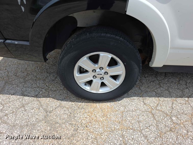 image for item FH6207 2008 Ford Explorer SUV