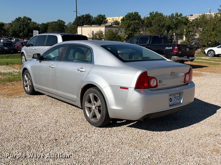 image for item FH6266 2011 Chevrolet Malibu LT 