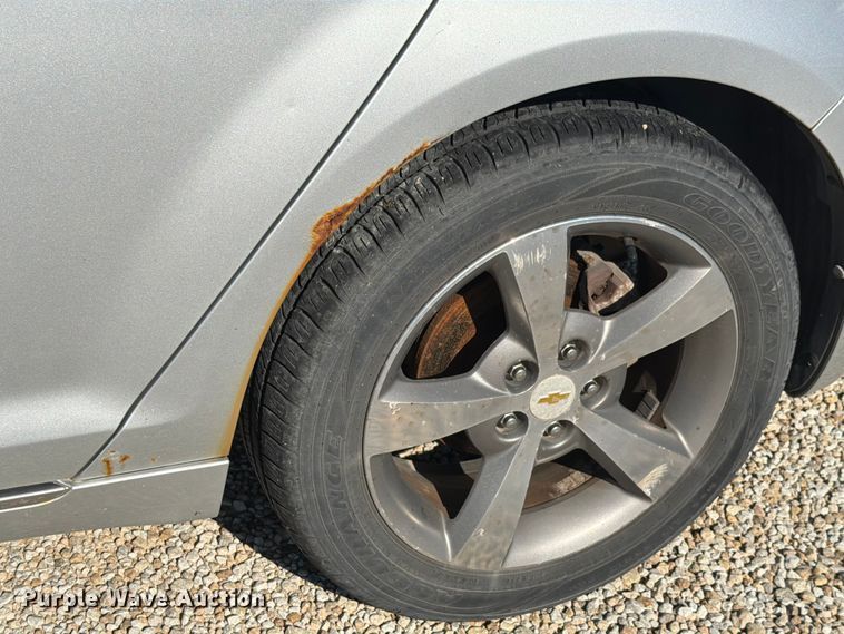 image for item FH6266 2011 Chevrolet Malibu LT 
