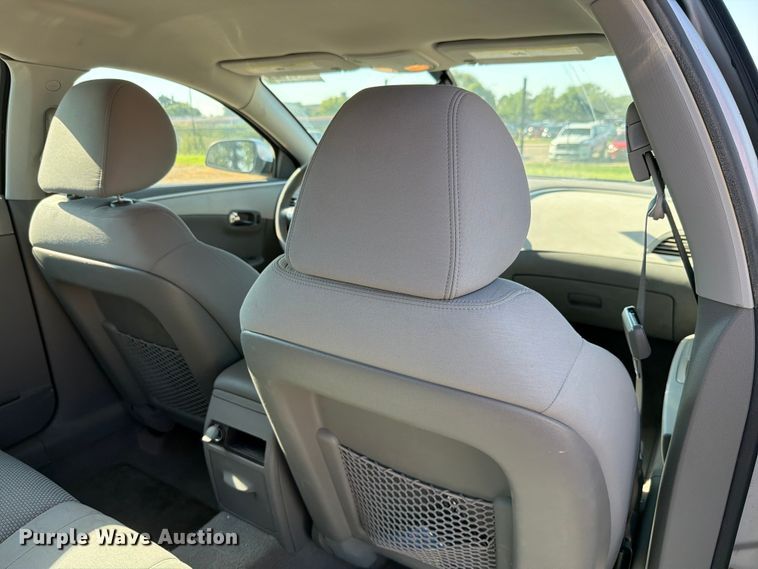 image for item FH6266 2011 Chevrolet Malibu LT 