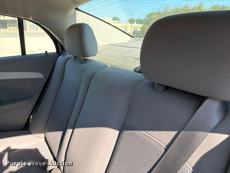 image for item FH6266 2011 Chevrolet Malibu LT 