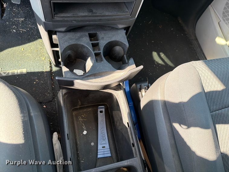 image for item FH6267 2010 Dodge Grand Caravan SXT van