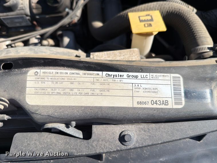 image for item FH6267 2010 Dodge Grand Caravan SXT van
