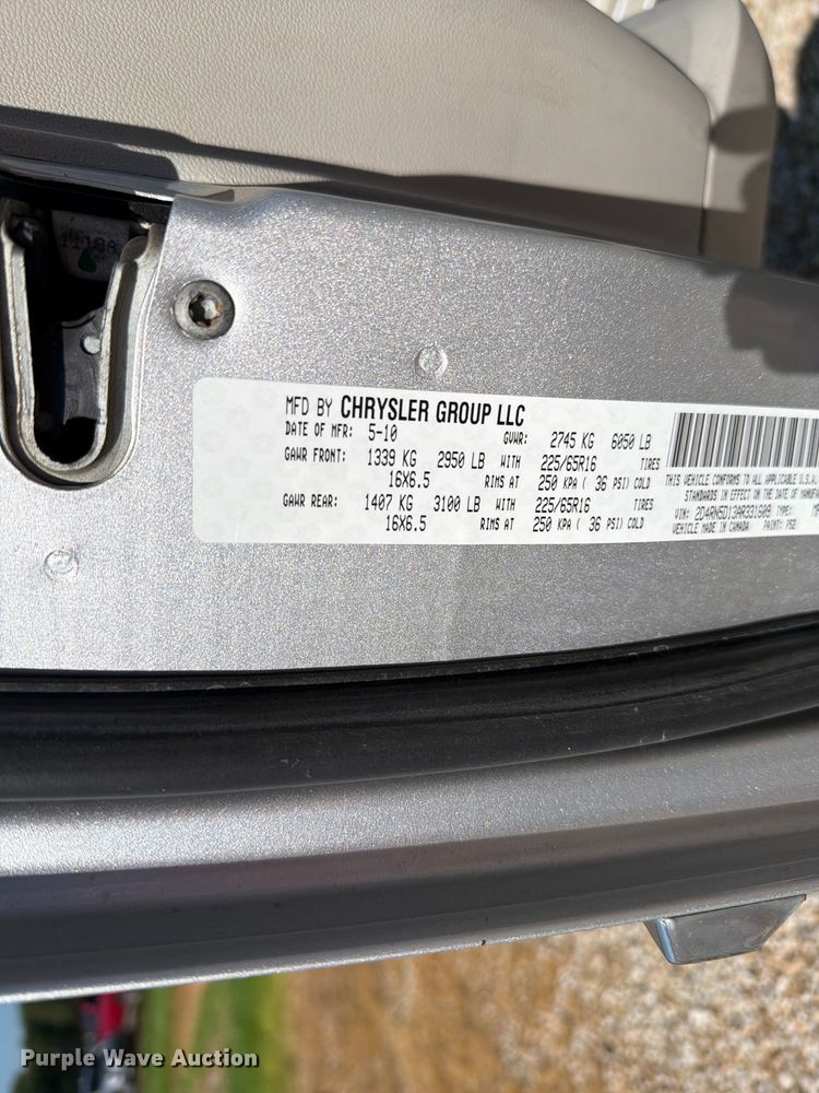 image for item FH6267 2010 Dodge Grand Caravan SXT van