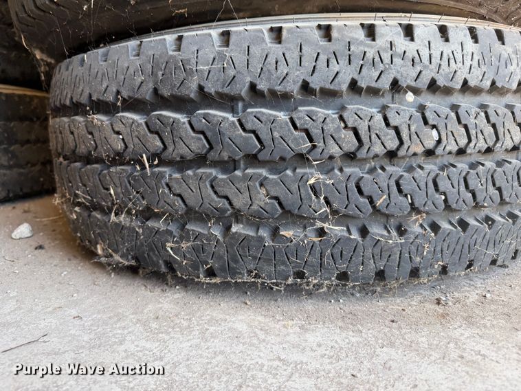 image for item FI0253 (8) LT265/70R16 tires and wheels