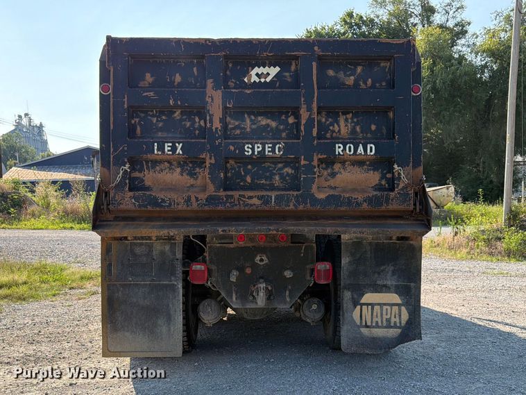 image for item FK3506 2002 International F4900 dump truck