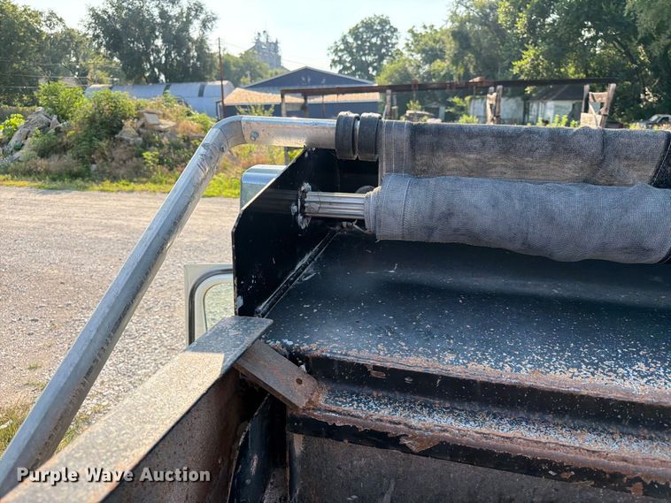 image for item FK3506 2002 International F4900 dump truck