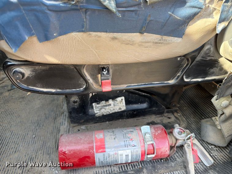 image for item FK3506 2002 International F4900 dump truck