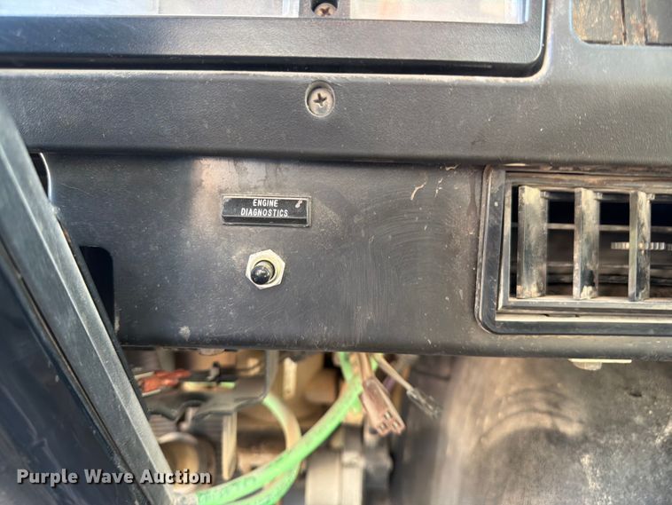 image for item FK3506 2002 International F4900 dump truck