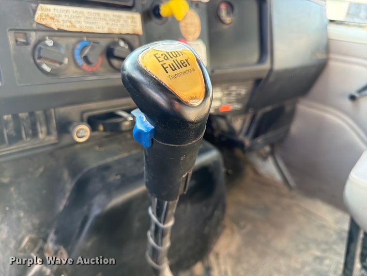 image for item FK3506 2002 International F4900 dump truck