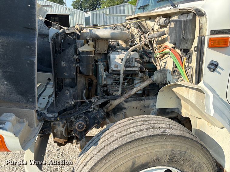 image for item FK3506 2002 International F4900 dump truck