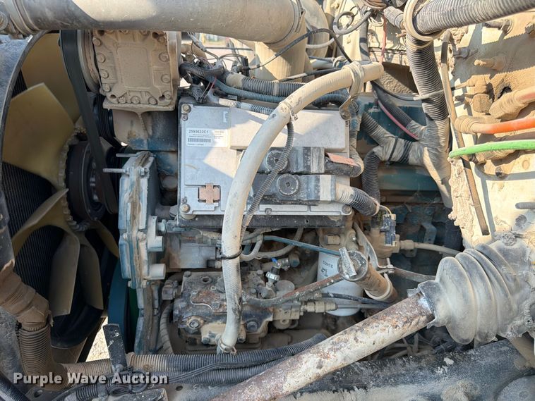 image for item FK3506 2002 International F4900 dump truck