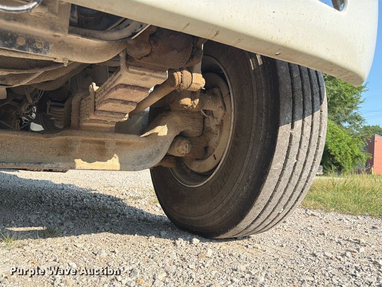 image for item FK3506 2002 International F4900 dump truck
