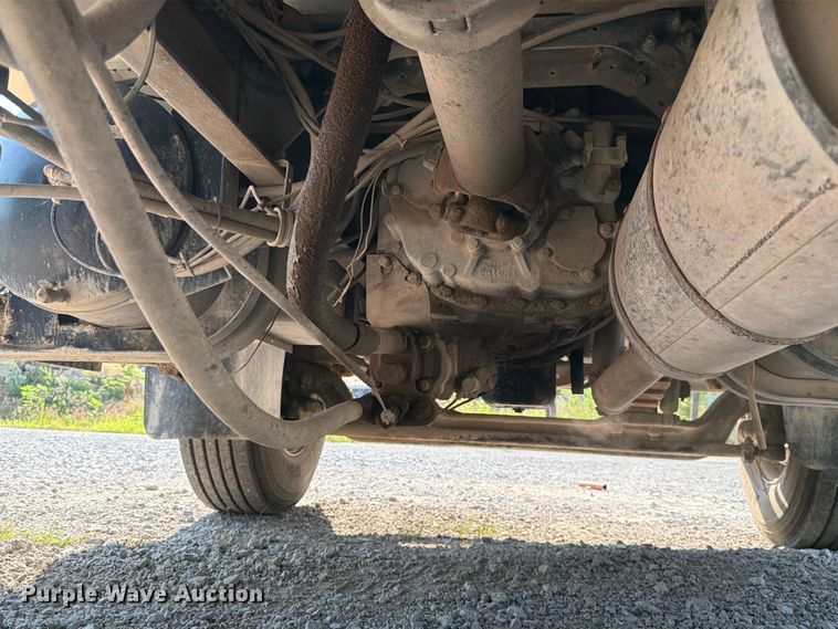 image for item FK3506 2002 International F4900 dump truck