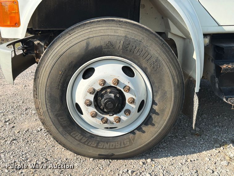 image for item FK3506 2002 International F4900 dump truck