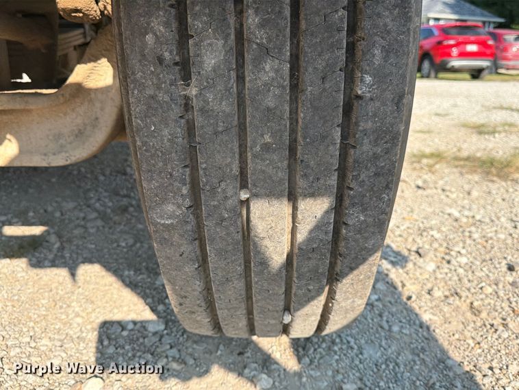 image for item FK3506 2002 International F4900 dump truck