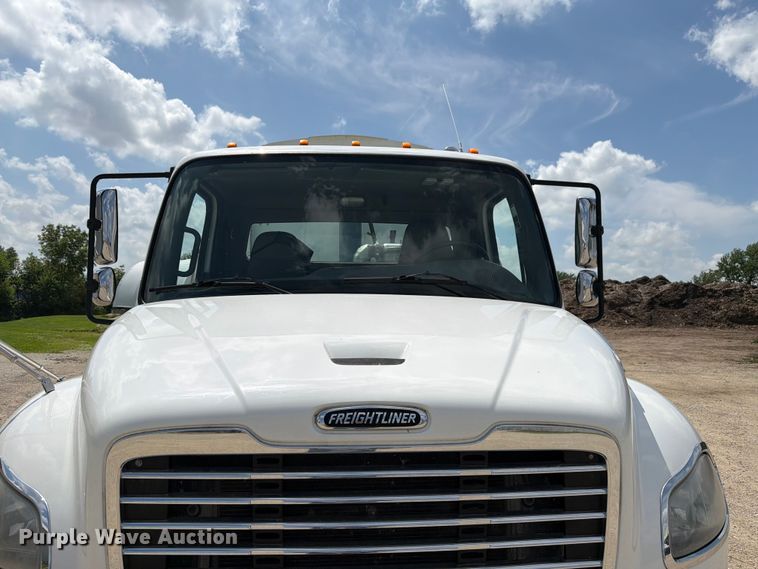 image for item FK4051 2018 Freightliner M2 refuse truck
