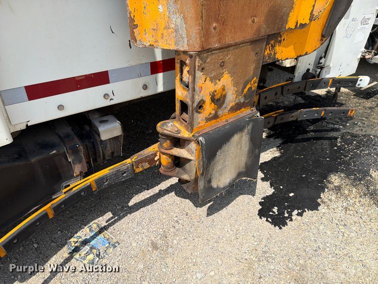 image for item FK4051 2018 Freightliner M2 refuse truck