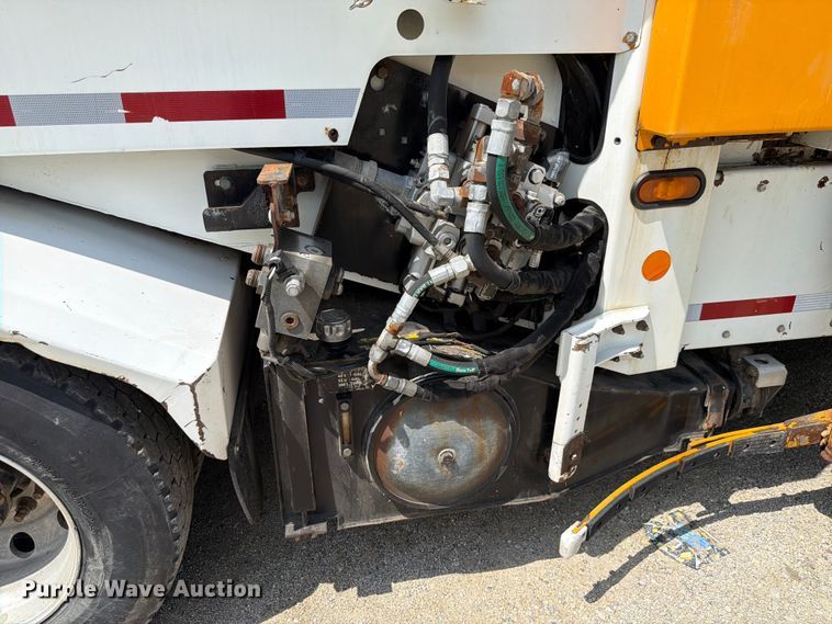 image for item FK4051 2018 Freightliner M2 refuse truck