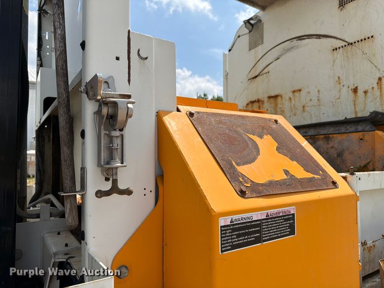 image for item FK4051 2018 Freightliner M2 refuse truck