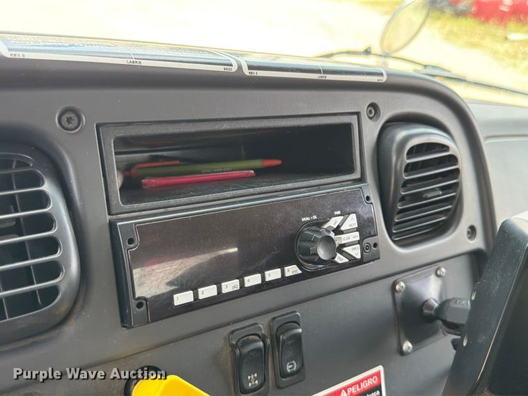 image for item FK4051 2018 Freightliner M2 refuse truck
