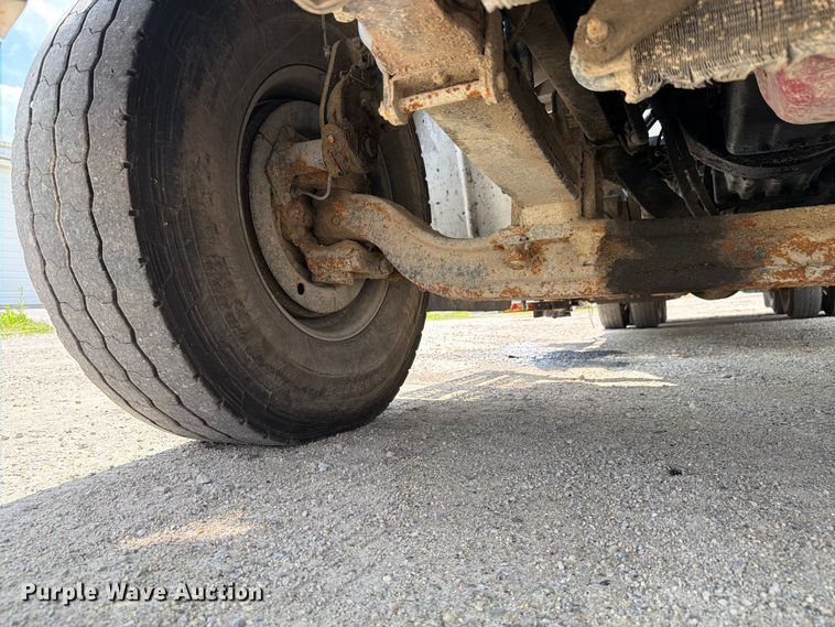 image for item FK4051 2018 Freightliner M2 refuse truck