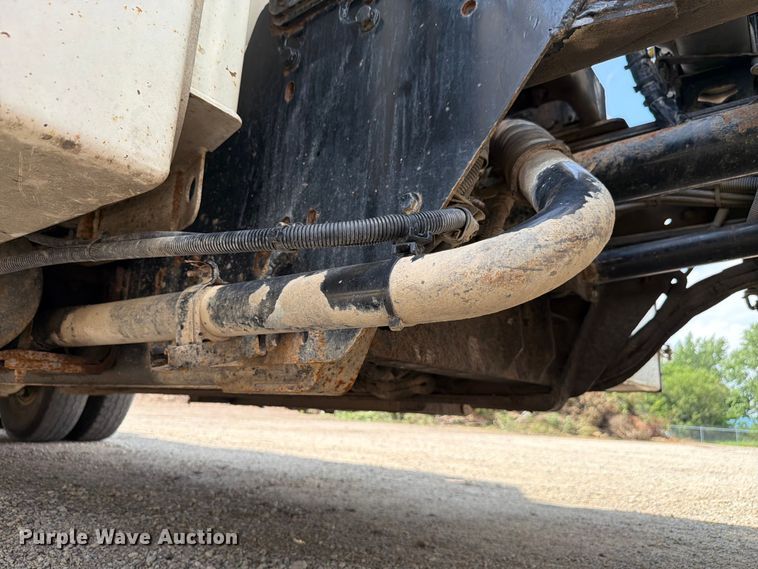 image for item FK4051 2018 Freightliner M2 refuse truck