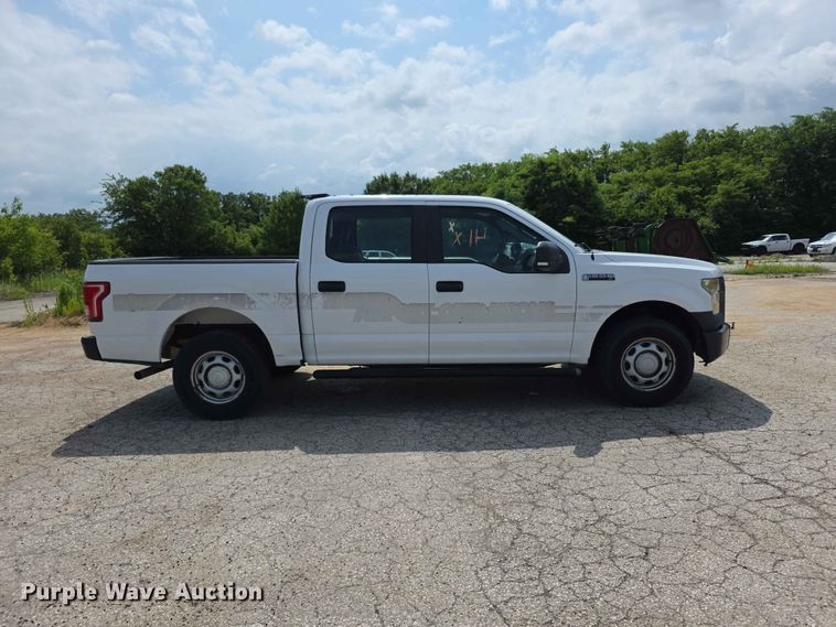 image for item FN5701 2017 Ford F150 Crew Cab pickup truck