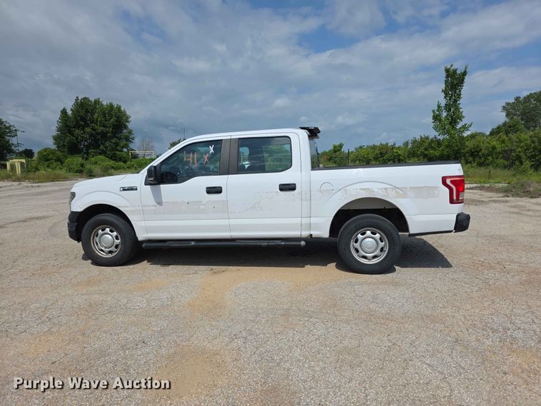 image for item FN5701 2017 Ford F150 Crew Cab pickup truck