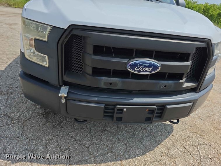 image for item FN5701 2017 Ford F150 Crew Cab pickup truck