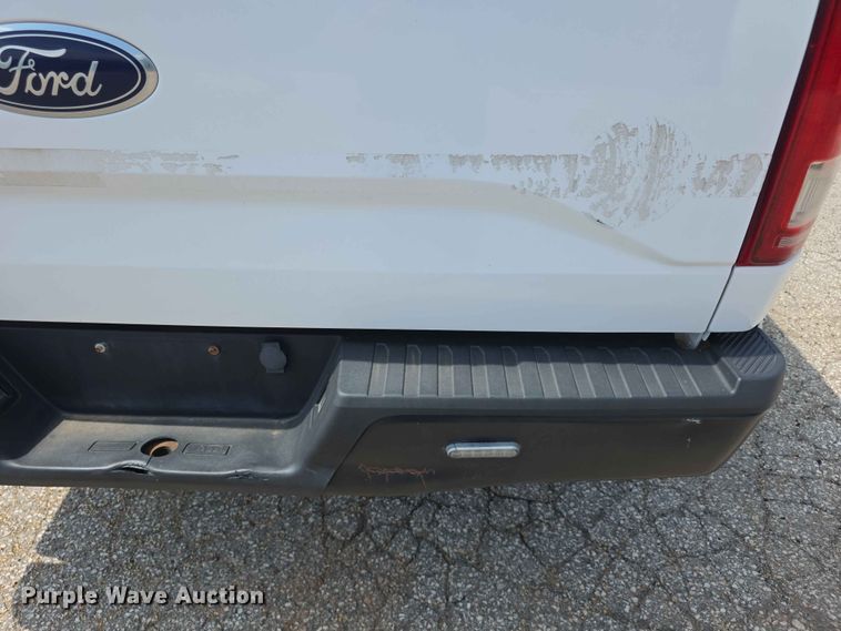 image for item FN5701 2017 Ford F150 Crew Cab pickup truck