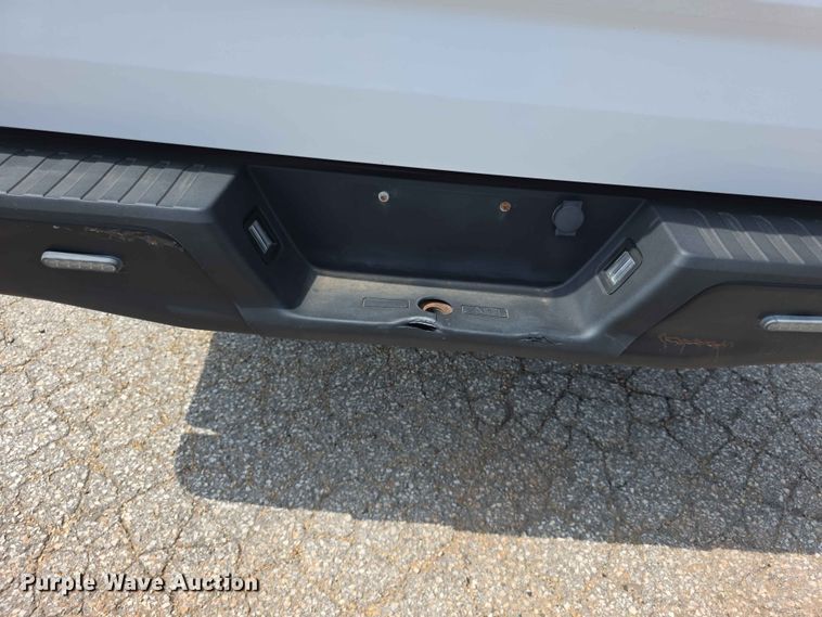 image for item FN5701 2017 Ford F150 Crew Cab pickup truck
