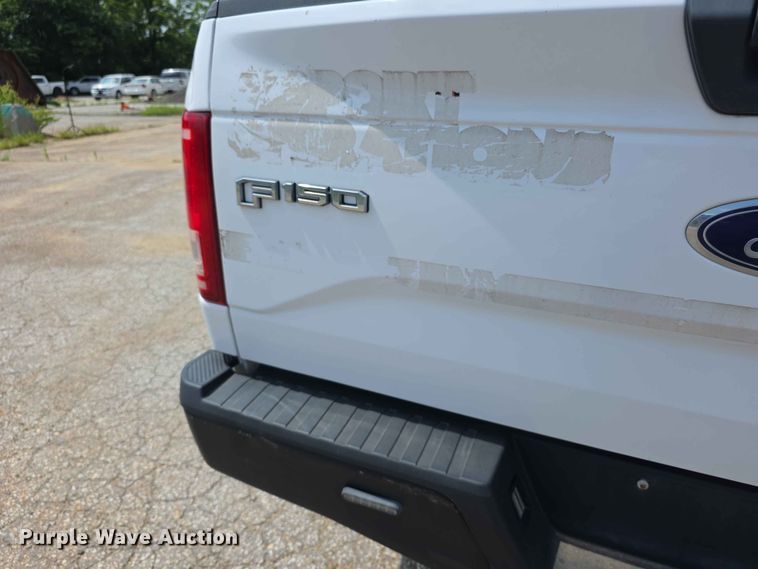 image for item FN5701 2017 Ford F150 Crew Cab pickup truck