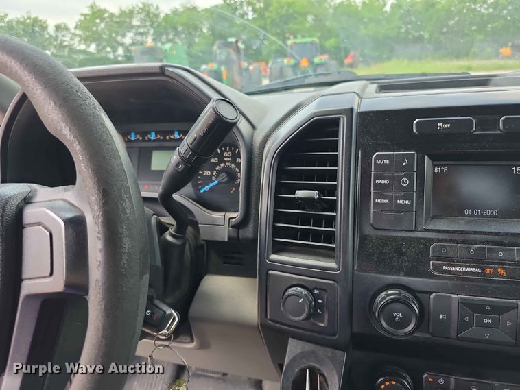 image for item FN5701 2017 Ford F150 Crew Cab pickup truck