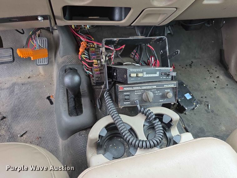 image for item FN5707 2004 Chevrolet Silverado 2500 HD pickup truck