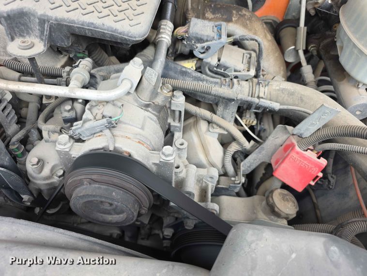 image for item FN5707 2004 Chevrolet Silverado 2500 HD pickup truck