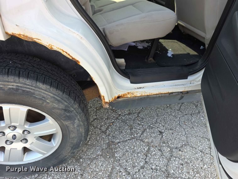 image for item FN5709 2008 Ford Explorer XLT SUV