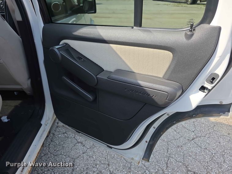 image for item FN5709 2008 Ford Explorer XLT SUV