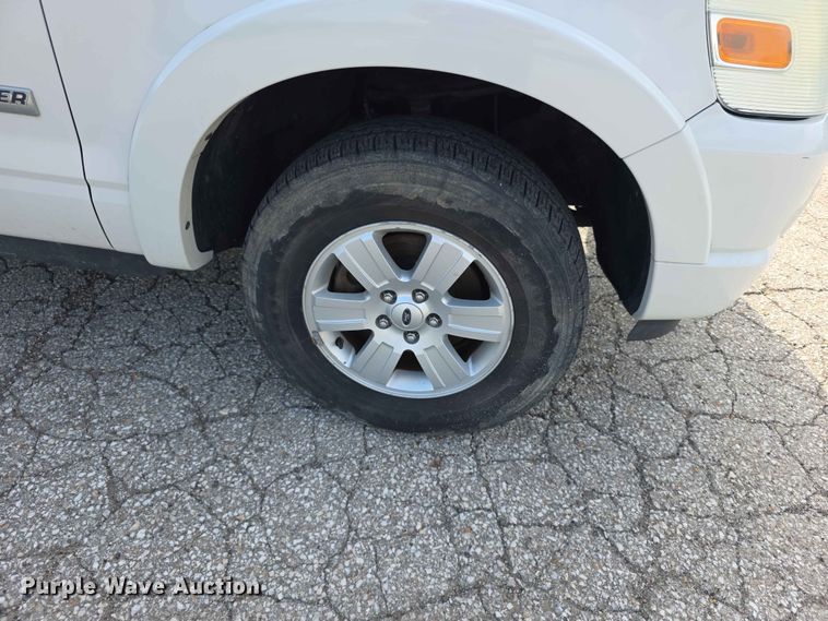 image for item FN5709 2008 Ford Explorer XLT SUV