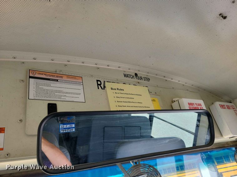 image for item FU0009 2014 International school bus