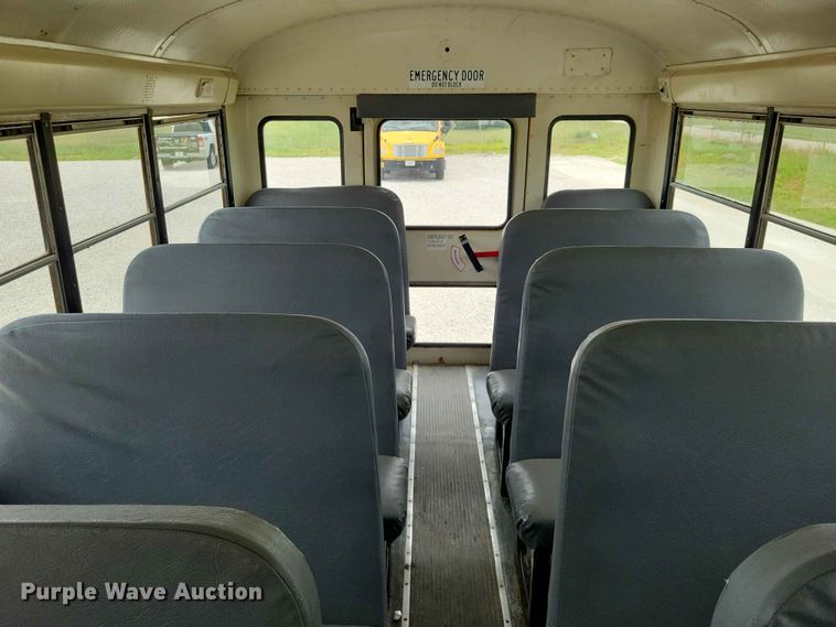 image for item FU0009 2014 International school bus