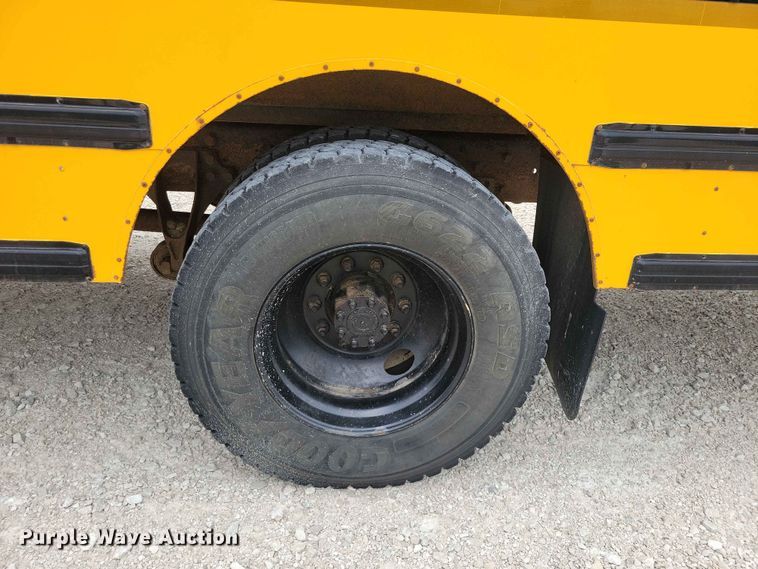 image for item FU0009 2014 International school bus