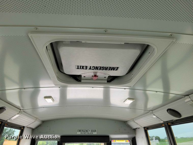image for item FU0010 2016 Thomas Built B2 school bus