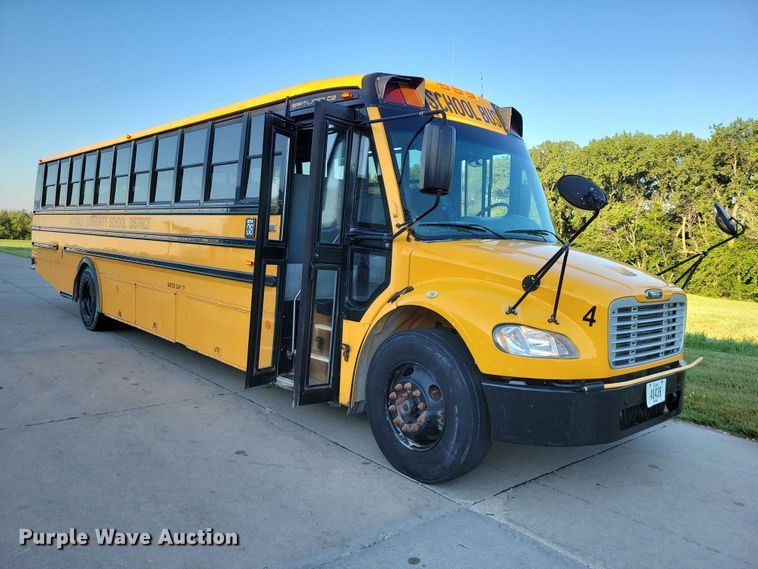 image for item FU0028 2011 Thomas 341TS school bus